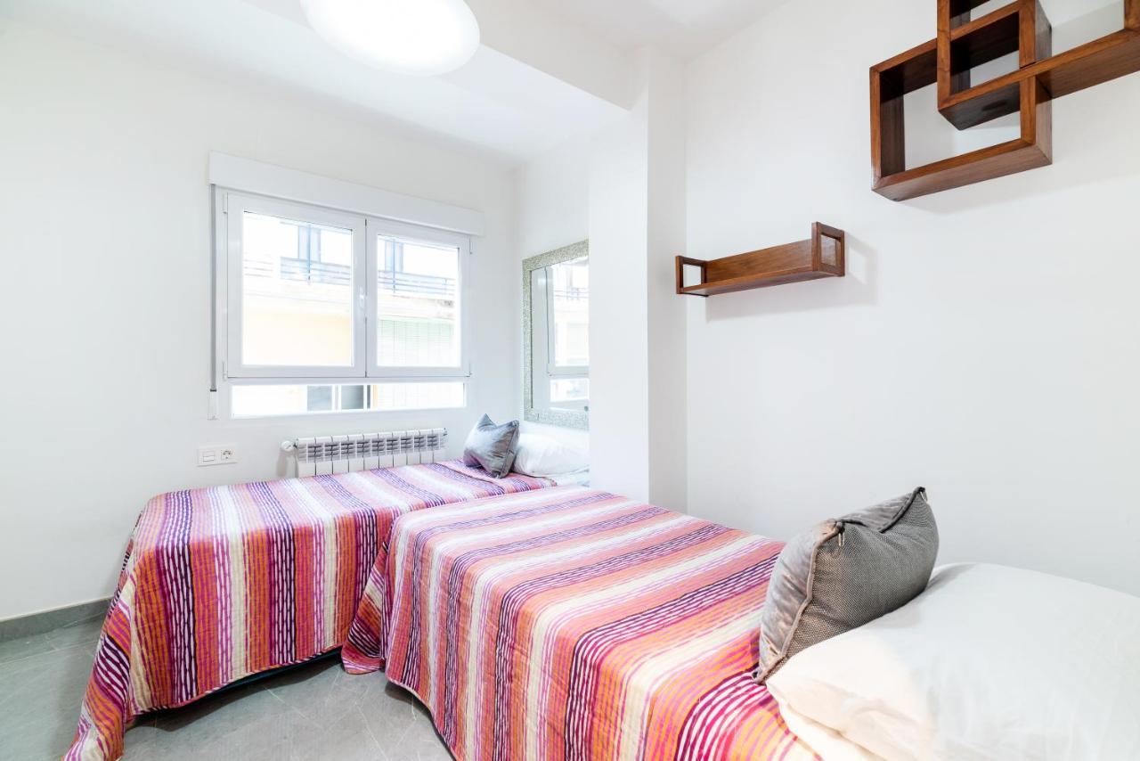 Elegante Y Centrico Alojamiento En Granada Apartment Exterior photo