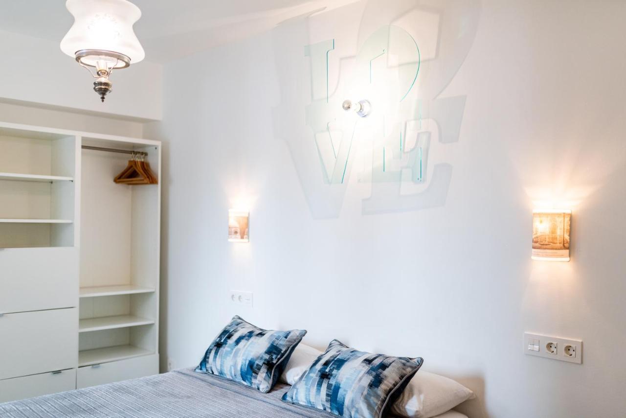 Elegante Y Centrico Alojamiento En Granada Apartment Exterior photo