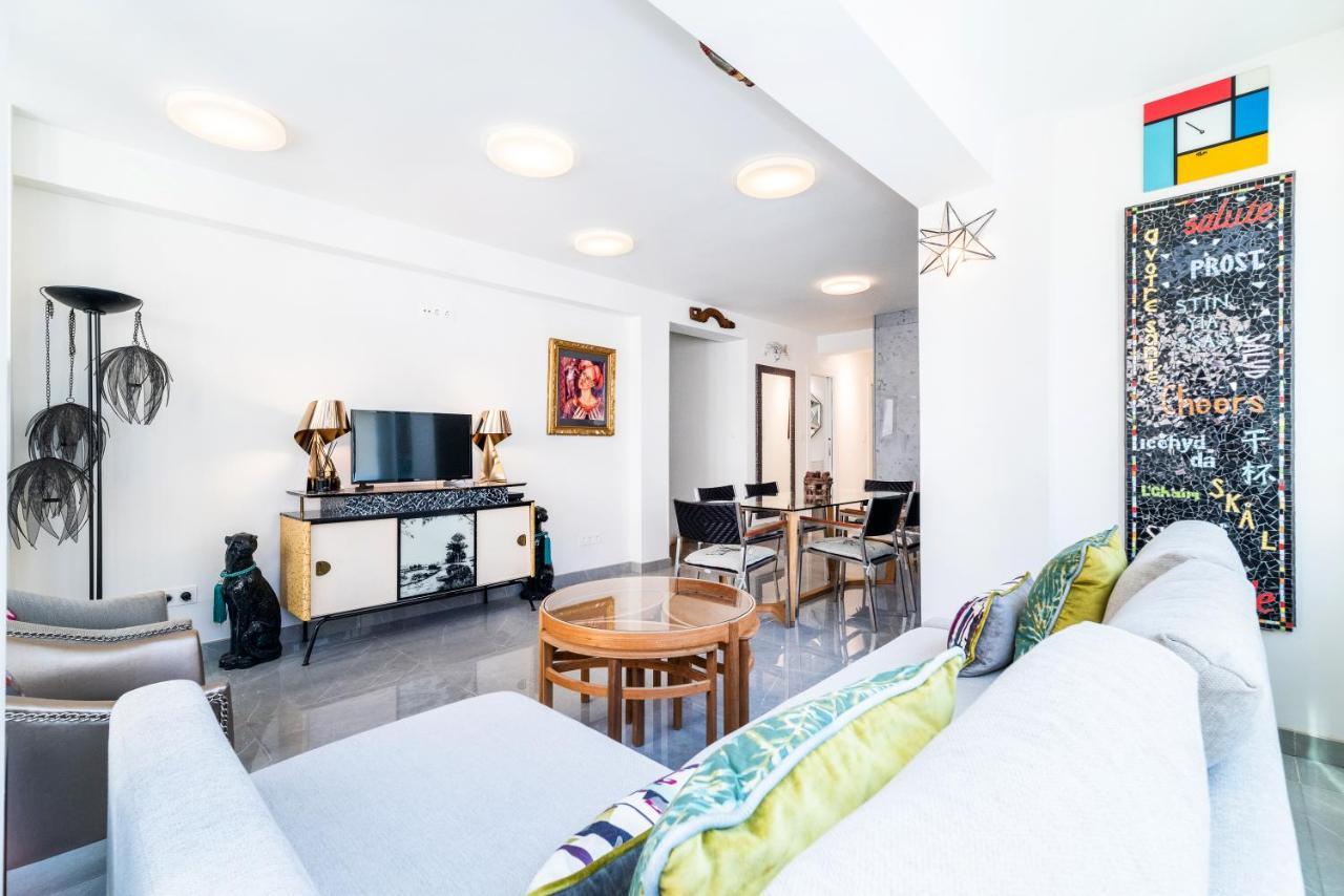 Elegante Y Centrico Alojamiento En Granada Apartment Exterior photo