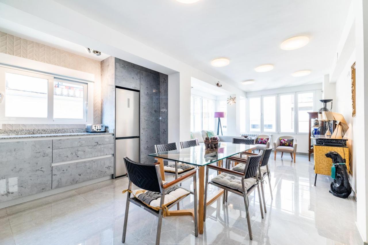 Elegante Y Centrico Alojamiento En Granada Apartment Exterior photo